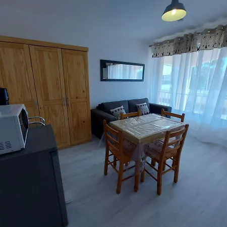 Cosy A 80m De La Avec Jardin Et Jeux Pour Enfants - Fr-1-423-238 Apartment *